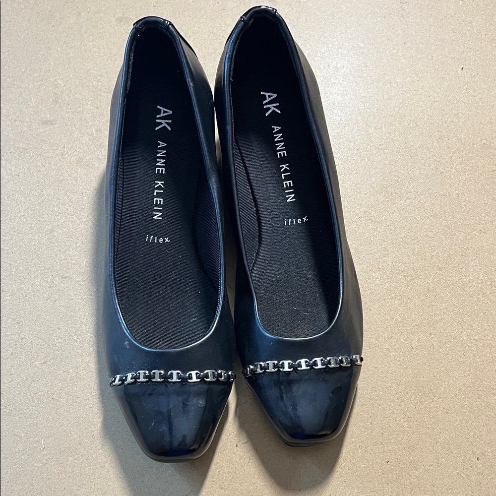 Anne Klein Black Flats with Chain Detail